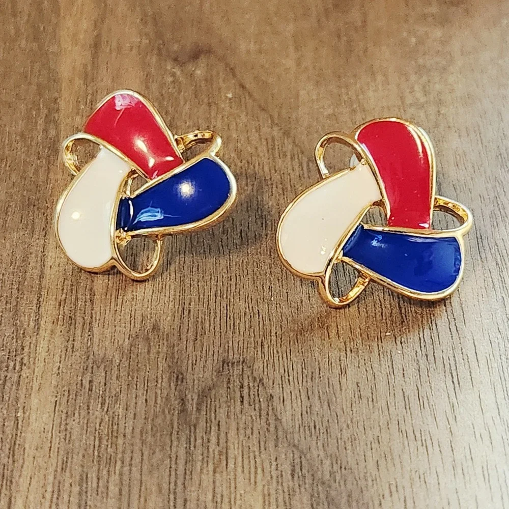Red White Blue Enamel Gold Tone Abstract Knot Stud Earrings Patriotic .75 inches